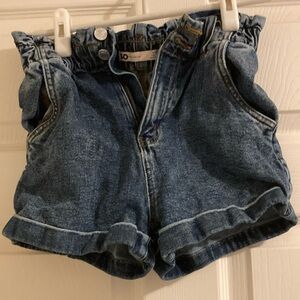 SO High Rise Mom Shorts Size 1/25